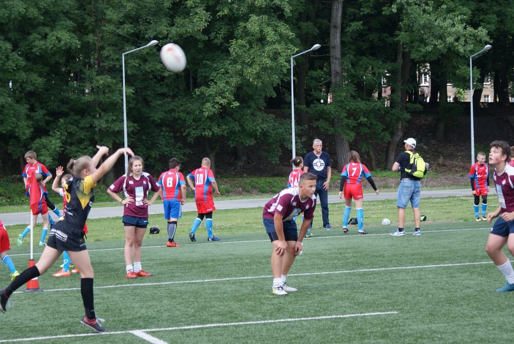 W sobotę na Burloch Arena rozgrywał się turniej rugby w czterech kategoriach wiekowych: mikrus U9, mini żak U11, żak U12 i młodzik U14.