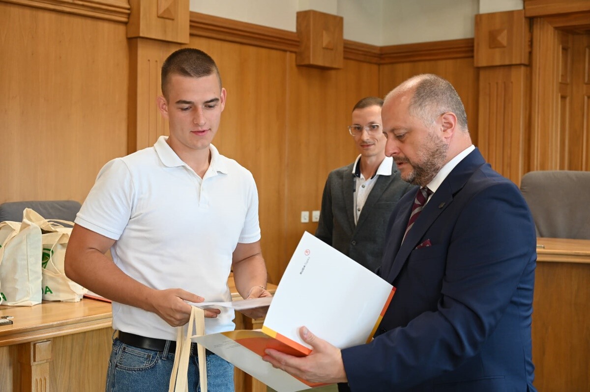 Uczniowie Rudy Śląskiej z sukcesami w wojewódzkich konkursach i olimpiadach. / fot. UM Ruda Śląska
