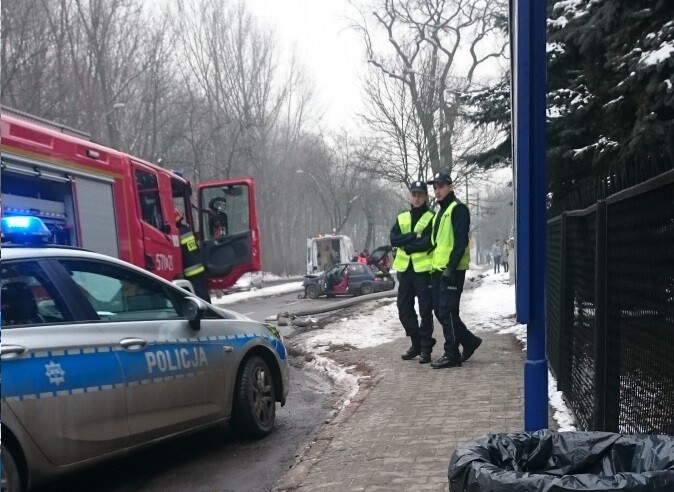 Uderzył w latarnię. Był pijany