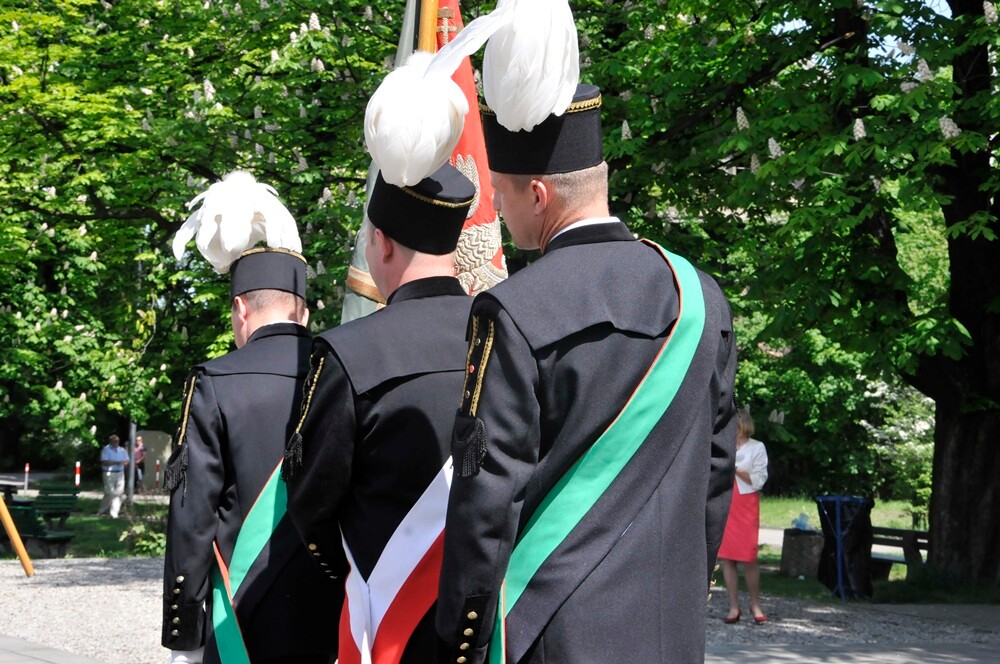 Z okazji rocznicy uchwalenia Konstytucji 3 Maja Rzeczypospolitej Obojga Narodów w parafii pw. Trójcy Przenajświętszej w Kochłowicach odprawiono uroczystą Mszę Świętą w intencji Ojczyzny i Mieszkańców Miasta.