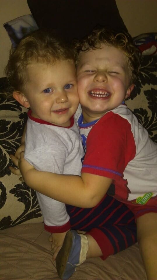 Na zdjęciu dwaj bracia....starszy Karolek i młodszy Kornelek
dzielnica: Godula