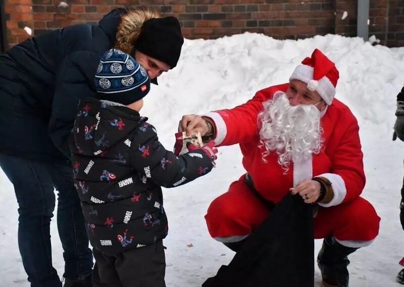 V Jarmark Bożonarodzeniowy przy kościele pw. Matki Bożej Różańcowej [ZDJĘCIA]