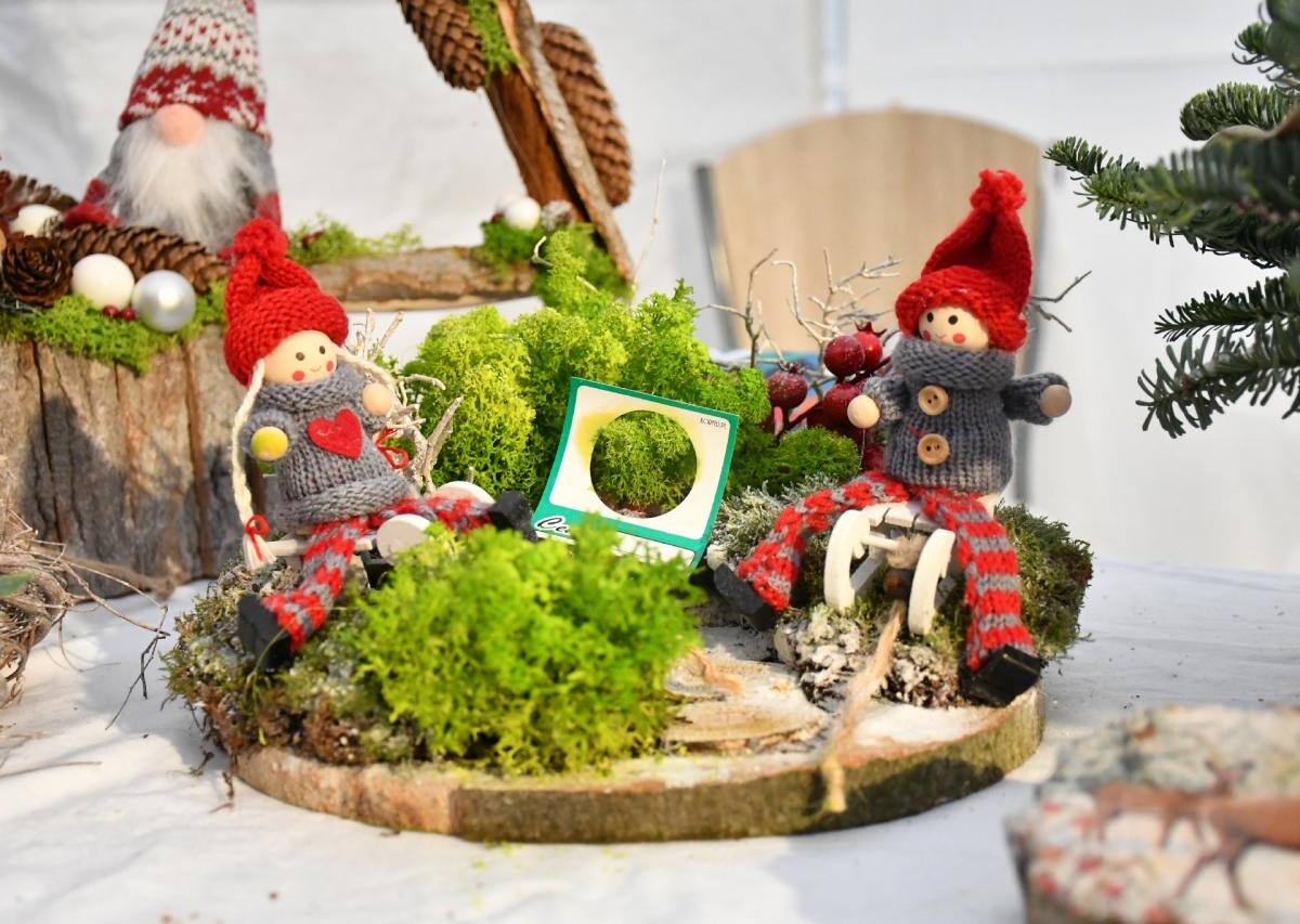 V Jarmark Bożonarodzeniowy przy kościele pw. Matki Bożej Różańcowej / fot. Jacek D. Knapik