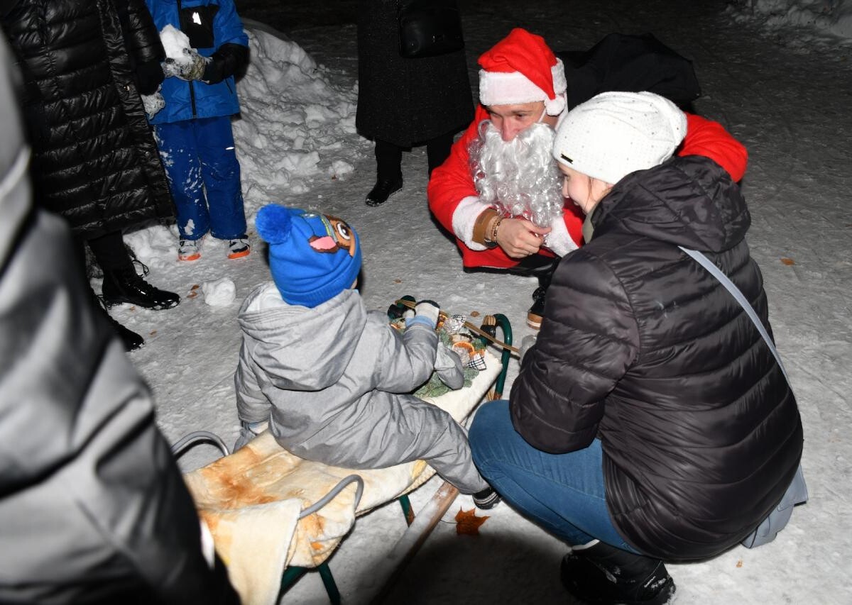V Jarmark Bożonarodzeniowy przy kościele pw. Matki Bożej Różańcowej / fot. Jacek D. Knapik