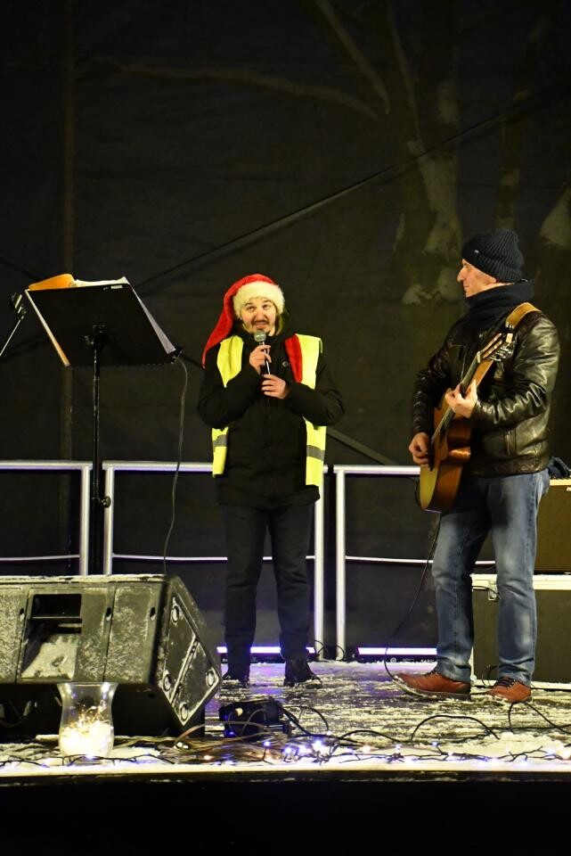 V Jarmark Bożonarodzeniowy przy kościele pw. Matki Bożej Różańcowej / fot. Jacek D. Knapik