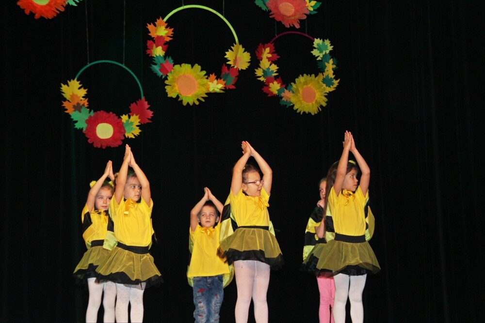 We wtorek odbył się VII Festiwalu Twórczości Artystycznej Osób Niepełnosprawnych „Jesienne Klimaty”, w którym wzięło udział ponad 120 artystów. Młodzi wykonawcy zaprezentowali na scenie Miejskiego Centrum Kultury im. Henryka Bisty swoje wyjątkowe talenty.