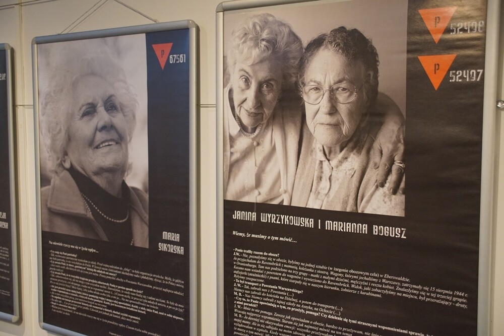 W Miejskim Centrum Kultury odbyła się czwarta edycja Ogólnopolskiego Konkursu Recytatorskiego "W kręgu poezji i prozy lagrowej więźniarek KL Ravensbr�źck". Gośćmi honorowymi wydarzenia są byłe więźniarki obozu.