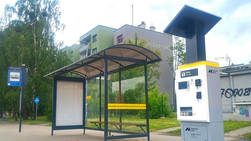 W Rudzie Śląskiej rusza nowy, ekologiczny system solarnych biletomatów GZM