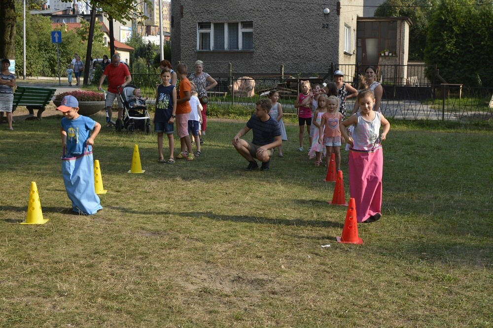 Mieszkańcy Kochłowic w ubiegły weekend postawili na zabawę. Stowarzyszenie „Lepsze Kochłowice. Lepsza Ruda Śląska” zorganizowało na plantach trzy ciekawe imprezy.