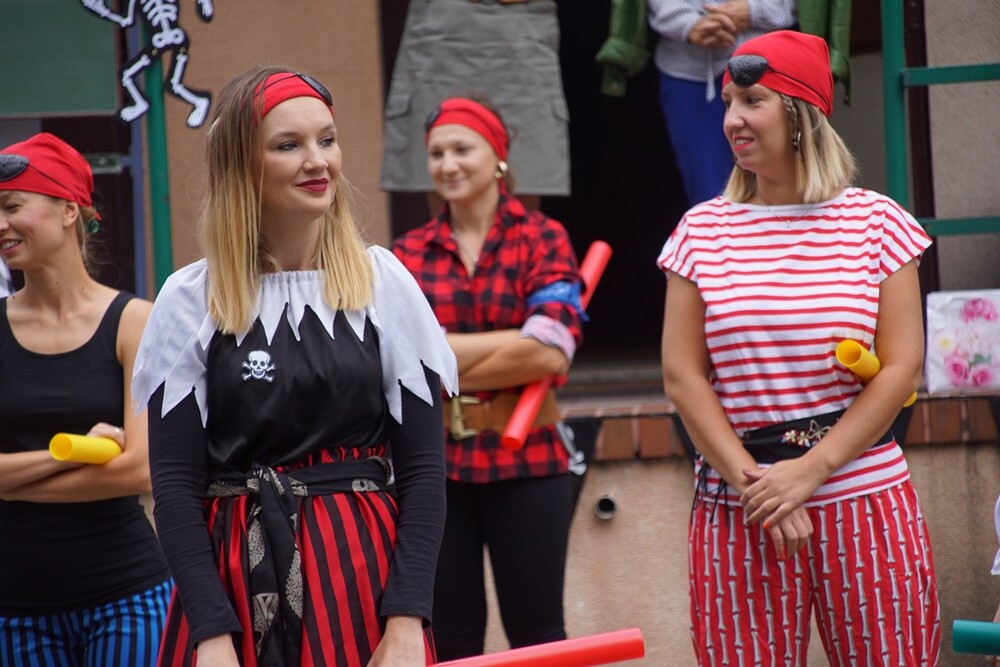 Wspólna zabawa, harcerskie przyśpiewki, wielkie ognisko i piraci – to tylko niektóre atrakcje, jakie czekały na podopiecznych Ośrodka Adaptacyjnego dla Dzieci Niepełnosprawnych w Bykowinie. Na terenie placówki odbył się już ósmy "Wieczór Harcerski”, który zgromadził dzieciaki, ich rodziców oraz przyjaciół.