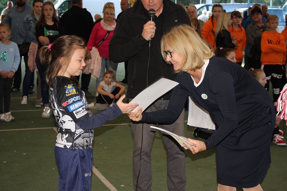 Wczoraj odbyła się druga w historii Rudy Śląskiej Charytatywna Wielka Gala Sportów Siłowych i Sportów Walki! Na Burloch Arenie w Orzegowie zaprezentowały się rudzkie i śląskie kluby sportowe po to, żeby pomóc w leczeniu Kamila Pieloka.