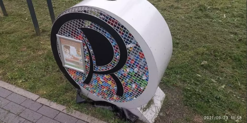 Wiemy, co stanie się z koszami na plastikowe nakrętki!