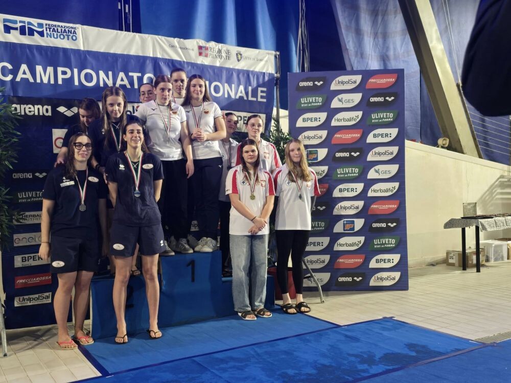 Reprezentantki rudzkiego WOPR z medalami w Turynie!/for. WOPR Ruda Śląska