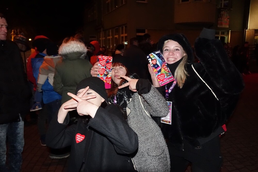 W tym roku około 450 wolontariuszy wyszło na ulice miasta, żeby zebrać fundusze na zapewnienie najwyższych standardów diagnostycznych i leczniczych w dziecięcej medycynie zabiegowej.