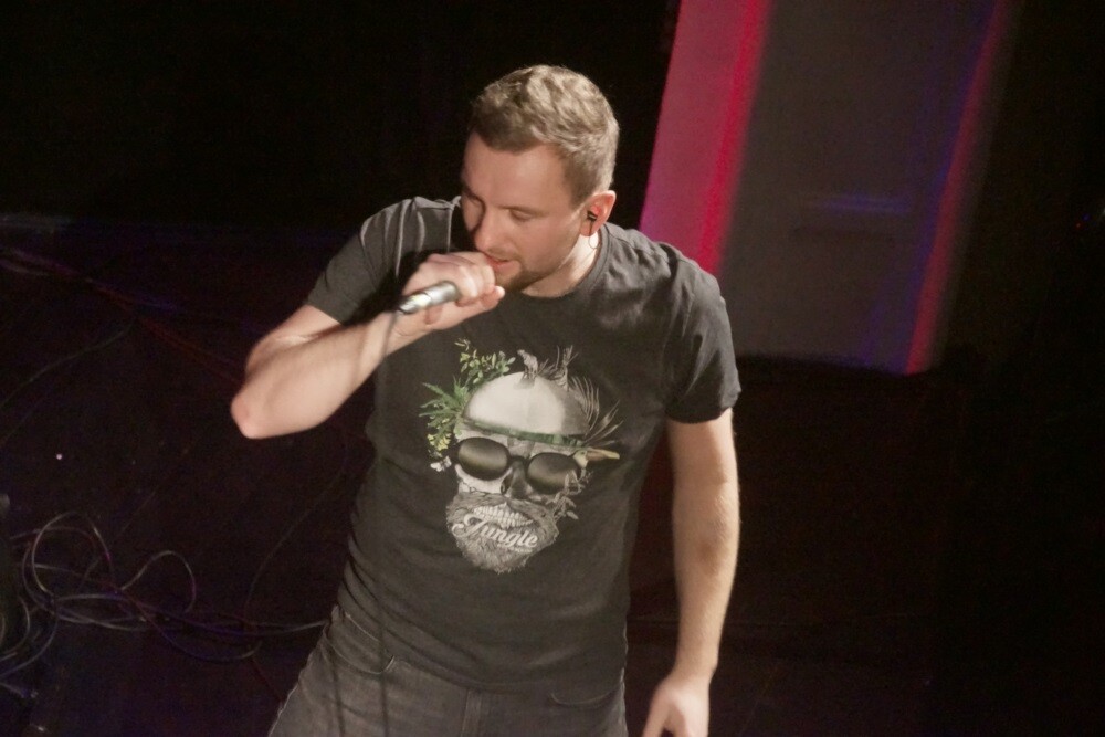 Już po raz 27. Ruda Śląska włączyła się w Wielką Orkiestrę Świątecznej Pomocy. W tym roku około 450 wolontariuszy wyszło na ulice miasta, żeby zebrać fundusze na zakup nowoczesnego sprzętu medycznego dla specjalistycznych szpitali dziecięcych. Dzisiaj w odbyły się koncerty i licytacje, a wieczorem rudzianie zjednoczyli się podczas Światełka do Nieba.