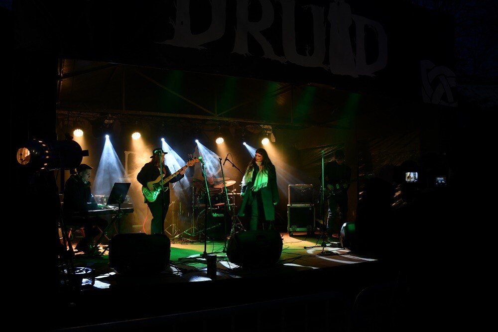 W Rudzie Śląskiej na ulice miasta wyruszyło około 450 wolontariuszy, aby zebrać fundusze, które przeznaczone zostaną na zakup sprzętu do walki z sepsą.

fot. Jacek Knapik / Sztaby WOŚP w Rudzie Śląskiej