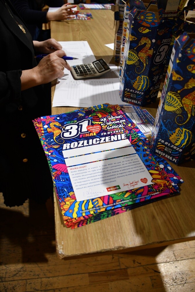 W Rudzie Śląskiej na ulice miasta wyruszyło około 450 wolontariuszy, aby zebrać fundusze, które przeznaczone zostaną na zakup sprzętu do walki z sepsą.

fot. Jacek Knapik / Sztaby WOŚP w Rudzie Śląskiej