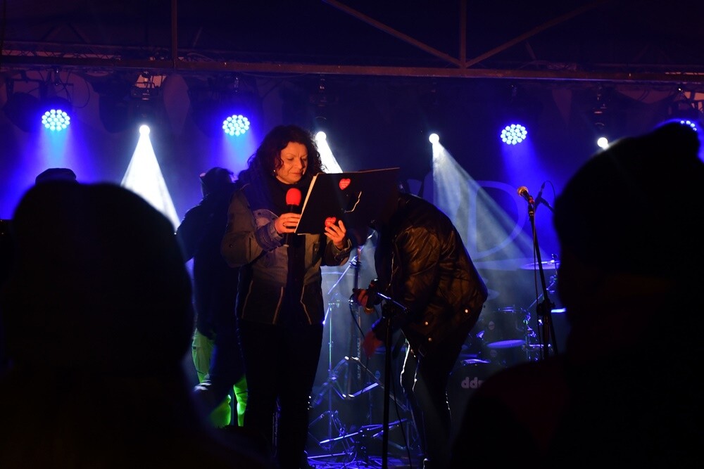 W Rudzie Śląskiej na ulice miasta wyruszyło około 450 wolontariuszy, aby zebrać fundusze, które przeznaczone zostaną na zakup sprzętu do walki z sepsą.

fot. Jacek Knapik / Sztaby WOŚP w Rudzie Śląskiej