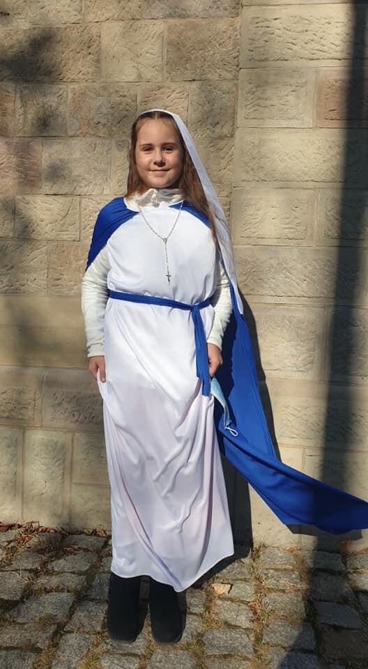 Najmłodsi mieszkańcy Kochłowic wyjątkowo uczcili uroczystość Wszystkich Świętych. Dzieci przebrały się za swoich ulubionych świętych i błogosławionych!

fot. FB Parafii Trójcy Przenajświętszej