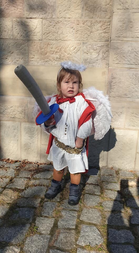 Najmłodsi mieszkańcy Kochłowic wyjątkowo uczcili uroczystość Wszystkich Świętych. Dzieci przebrały się za swoich ulubionych świętych i błogosławionych!

fot. FB Parafii Trójcy Przenajświętszej