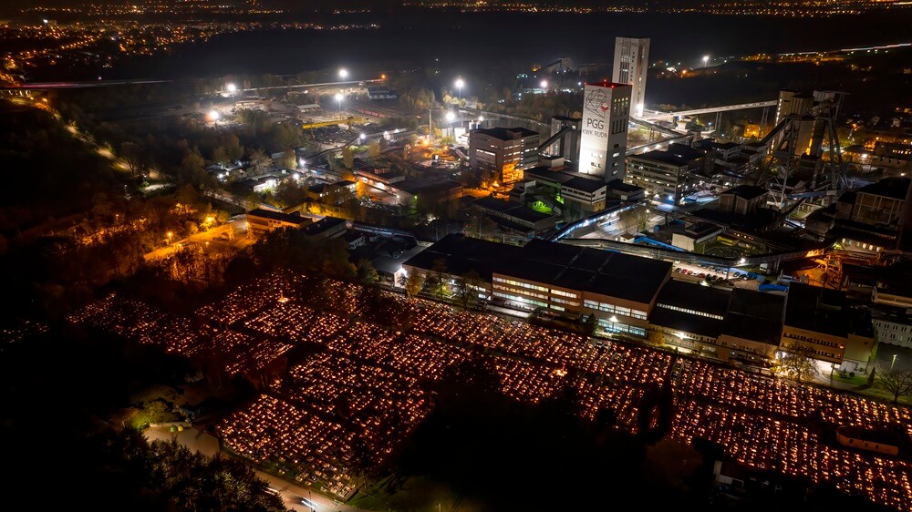 Wszystkich Świętych. / fot. Krzysztof Faber - DronRuda