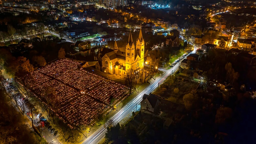 Wszystkich Świętych. / fot. Krzysztof Faber - DronRuda