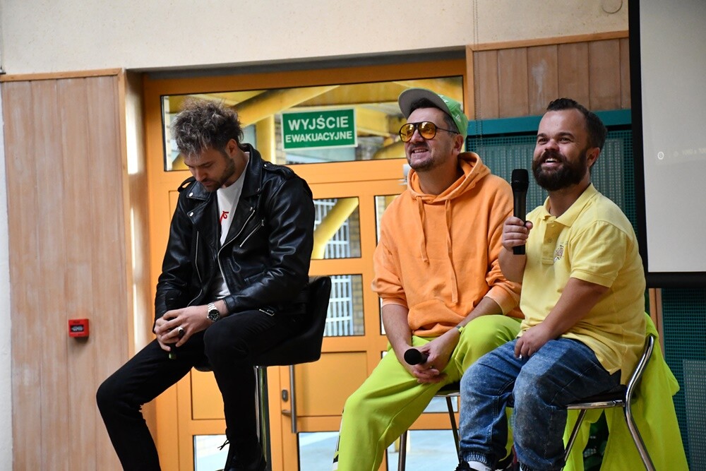 Wykład o hejcie, tolerancji i pasji w III LO.