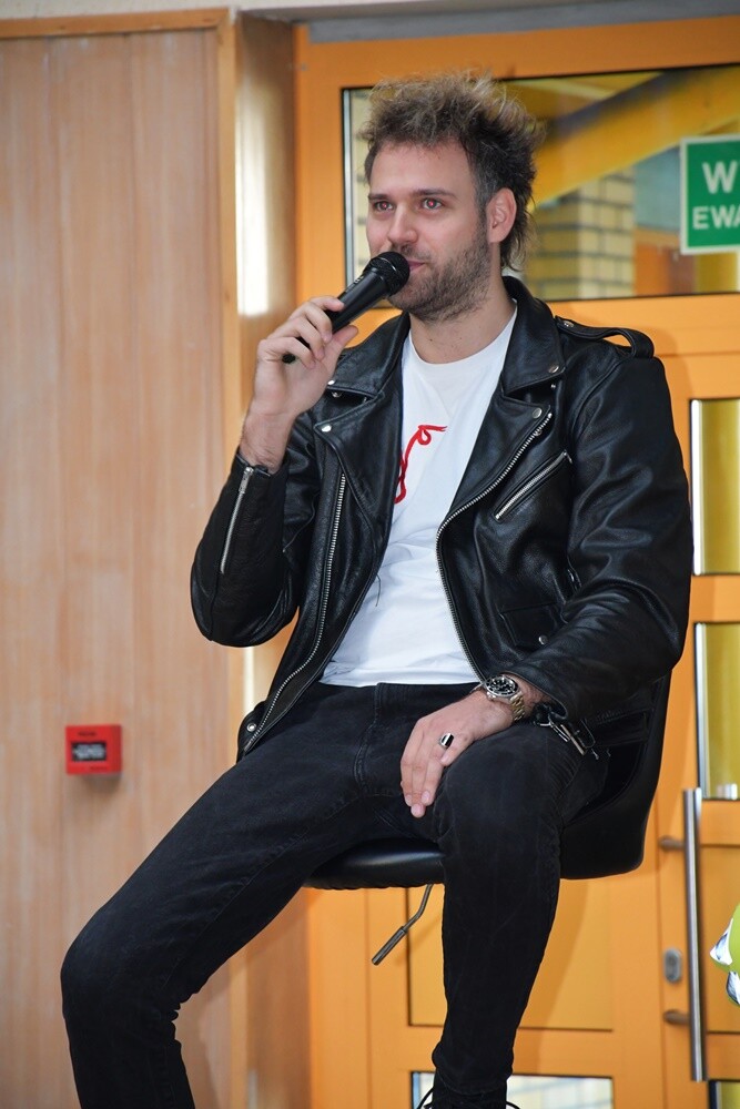 Wykład o hejcie, tolerancji i pasji w III LO.