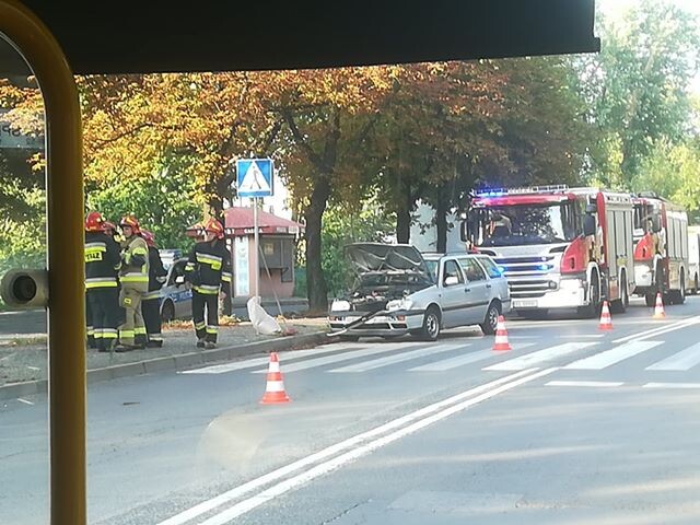 Wypadek w Kochłowicach. Zderzyły się dwie osobówki