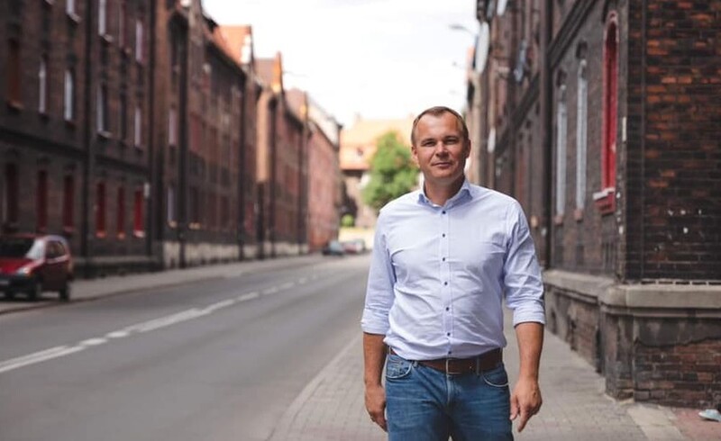 Wyrzucony z PO były prezydent Świętochłowic zbiera podpisy poparcia w Rudzie Śląskiej