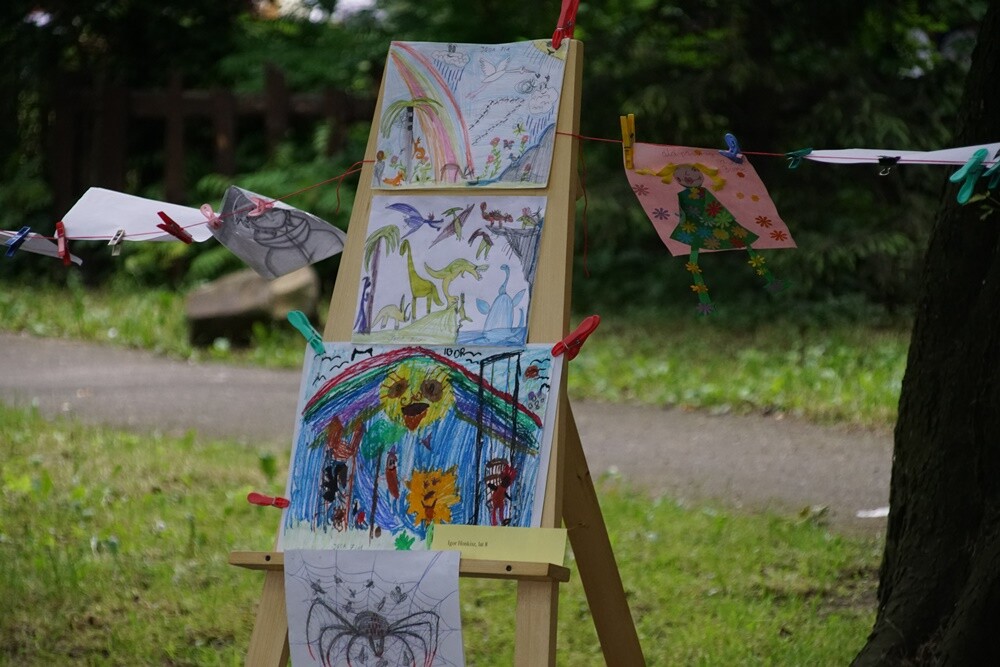 Moc atrakcji czekała wczoraj na uczestników XI Festynu Rodzin Zastępczych, który zorganizowany został w ogrodach Miejskiego Centrum Kultury im. Henryka Bisty.