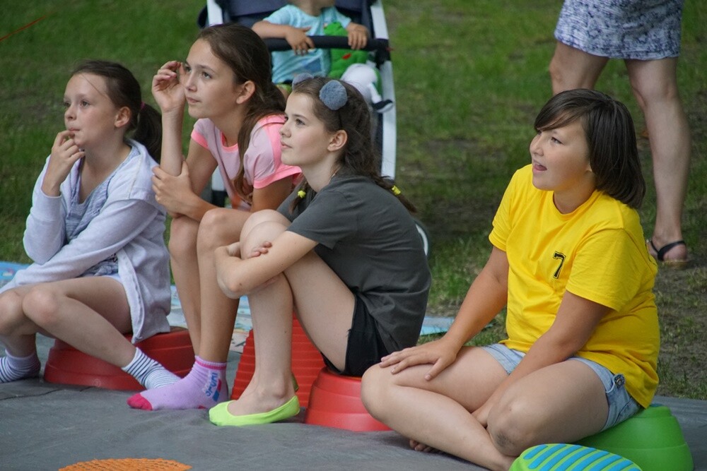 Moc atrakcji czekała wczoraj na uczestników XI Festynu Rodzin Zastępczych, który zorganizowany został w ogrodach Miejskiego Centrum Kultury im. Henryka Bisty.