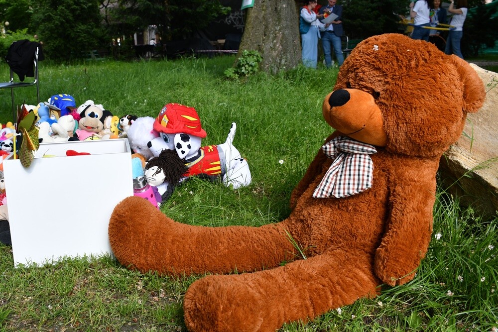 We wtorek, 30 maja w ramach obchodów Metropolitalnego Święta Rodziny pod hasłem "Rodzina – forum dialogu", w ogrodach Śląskiego Teatru Impresaryjnego odbył się XIII Festyn Rodzin Zastępczych.

fot. Jacek Knapik