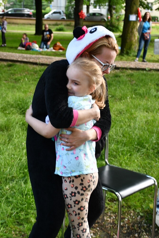 We wtorek, 30 maja w ramach obchodów Metropolitalnego Święta Rodziny pod hasłem "Rodzina – forum dialogu", w ogrodach Śląskiego Teatru Impresaryjnego odbył się XIII Festyn Rodzin Zastępczych.

fot. Jacek Knapik