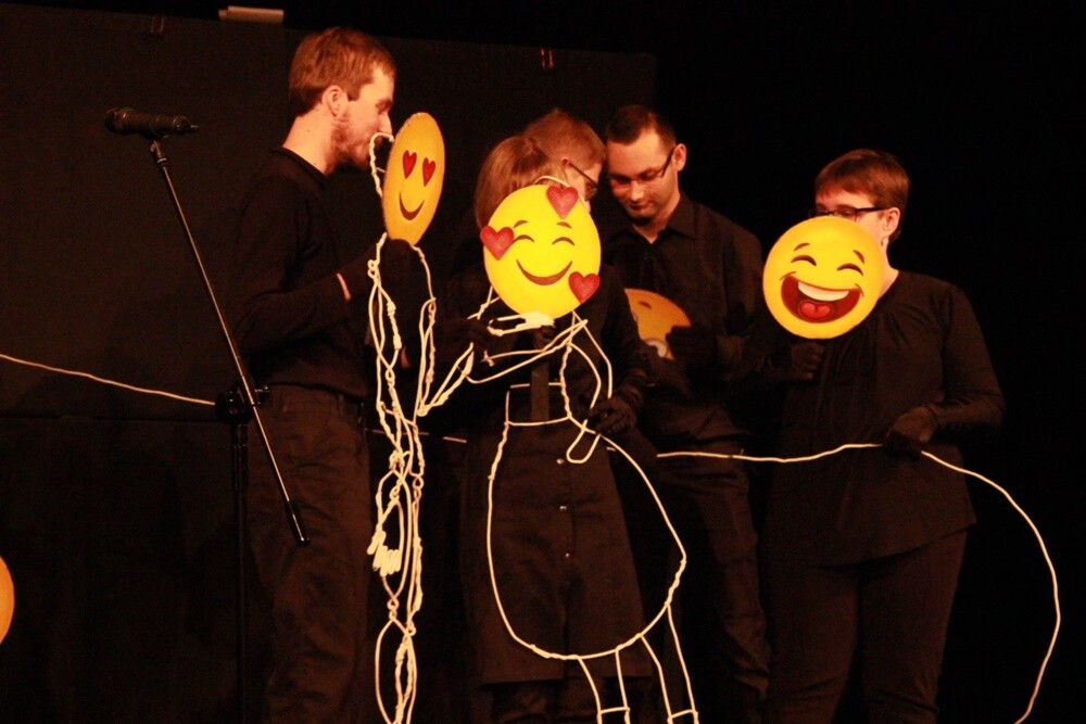 Wyjątkowe spektakle teatralne można było podziwiać dzisiaj na scenie Miejskiego Centrum Kultury im. H.Bisty. Niepełnosprawni artyści zaprezentowali swój talent podczas XIV Spotkań Aktorskich Osób Niepełnosprawnych, które każdego roku organizuje Ośrodek dla Osób Niepełnosprawnych Najświętsze Serce Jezusa.