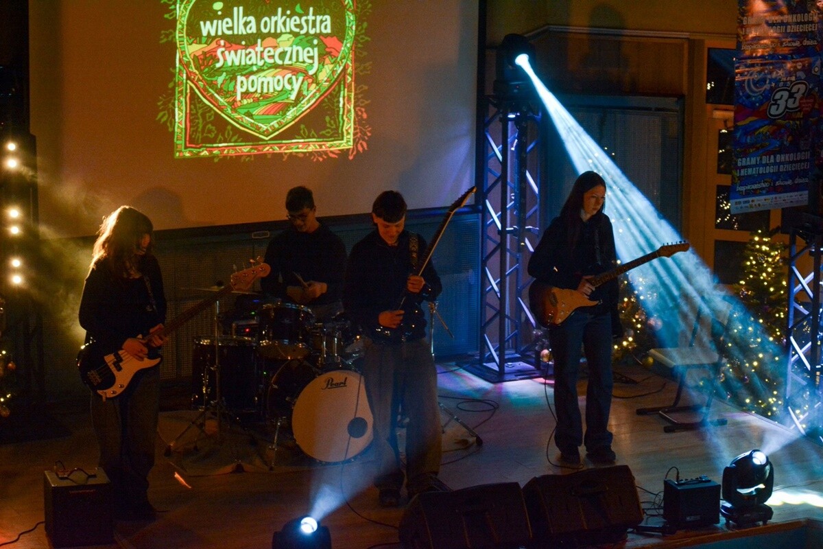 XIX Koncert Młodych Talentów / fot. FB Rafał Wypior, III LO w Rudzie Śląskiej, Sztab III LO WOŚP