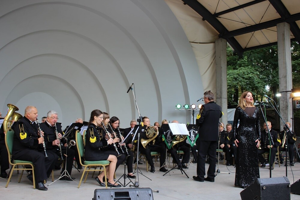 W orkiestrach dętych tkwi ogromna siła. Mogli się o tym przekonać wszyscy, którzy przyszli w niedzielę do parku im. A. Kozioła w Rudzie, by posłuchać uczestników XIX Międzynarodowego Festiwalu Orkiestr Dętych.