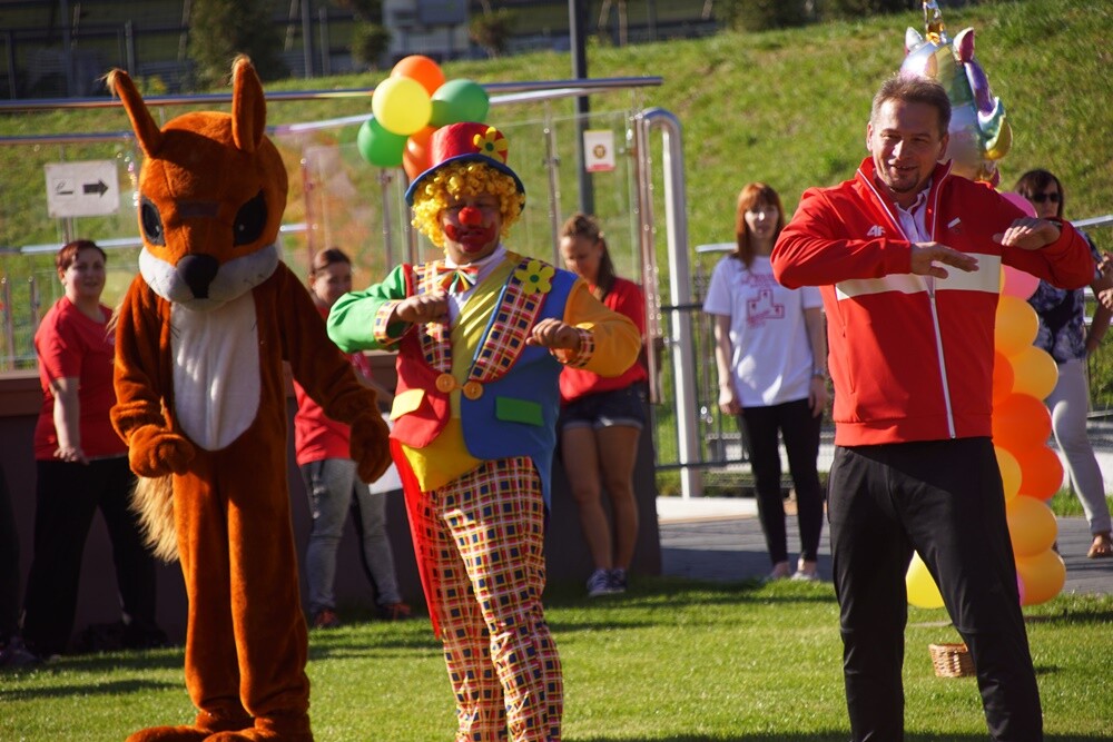 Dzisiaj na basenie letnim w Nowym Bytomiu przy ulicy Ratowników 2 odbywa się XVIII Miejska Olimpiada dla Osób z Niepełnosprawnością.