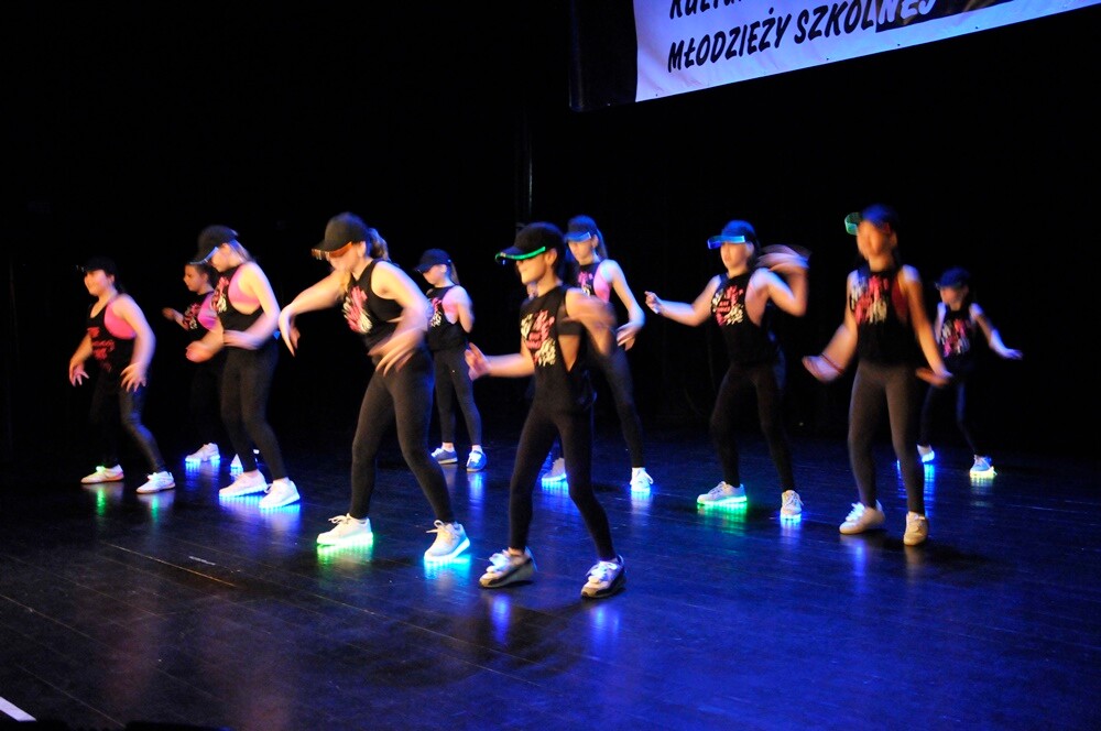 W Miejskim Centrum Kultury trwają właśnie eliminacje w konkursie XXVIII Rudzkiego Festiwalu Kultury Młodzieży Szkolnej w kategorii "taniec".