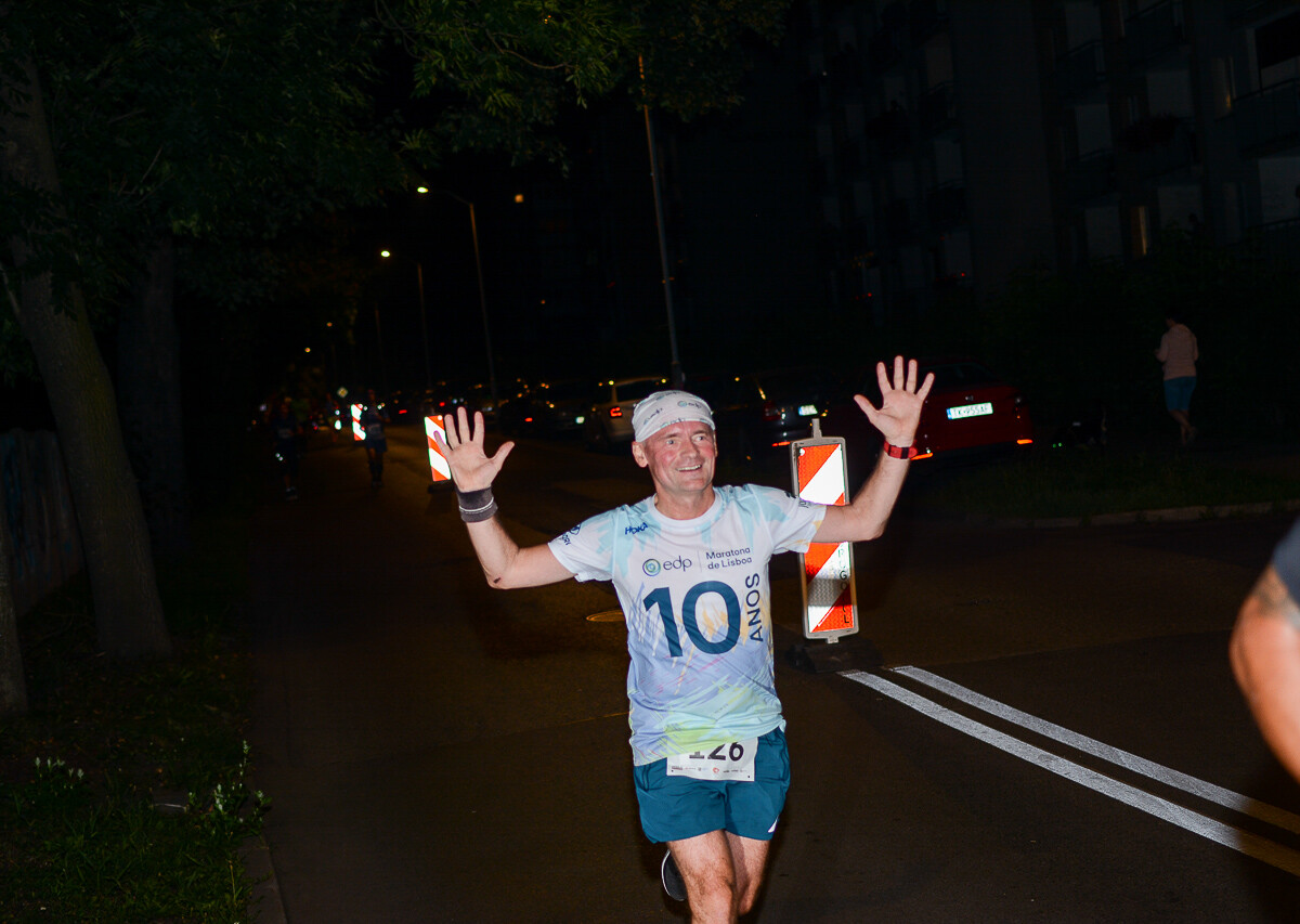 Kolejna odsłona Rudzkiego Półmaratonu Industrialnego za nami. Kilkuset zawodników ruszyło na nocną trasę ulicami naszego miasta, by zmierzyć się z połową królewskiego dystansu. Mamy zdjęcia!