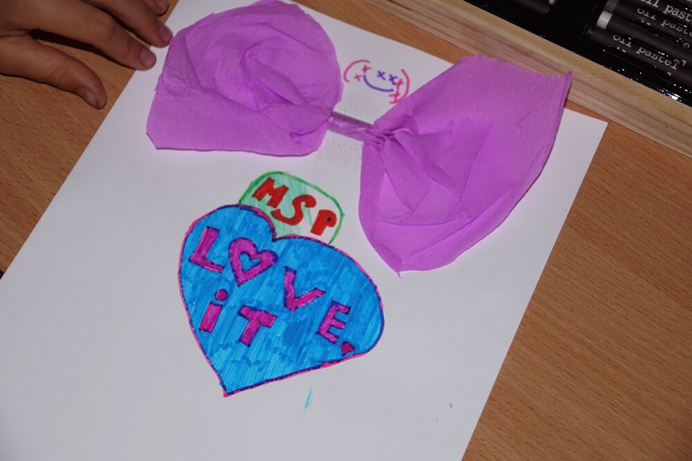 Od tygodnia w naszym mieście realizowany jest projekt  „Zaczarowane podwórka” mający na celu włączenie do działań kulturalnych mieszkańców Chebzia i osiedla Kaufhaus, objętych Lokalnym Programem Rewitalizacji.