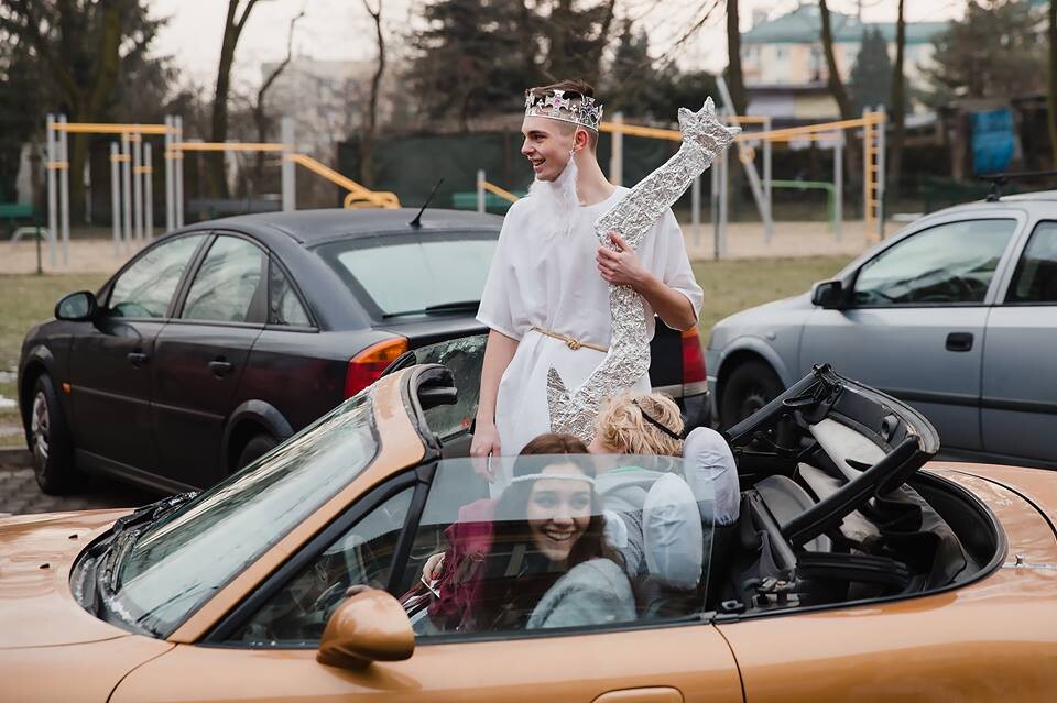 26 stycznia w Zespole Szkół Ogólnokształcących im. Adama Mickiewicza zorganizowano wspaniałą zabawę dla tegorocznych maturzystów - Żakinadę! Fot. Aproduction Agnieszka Rolnik.