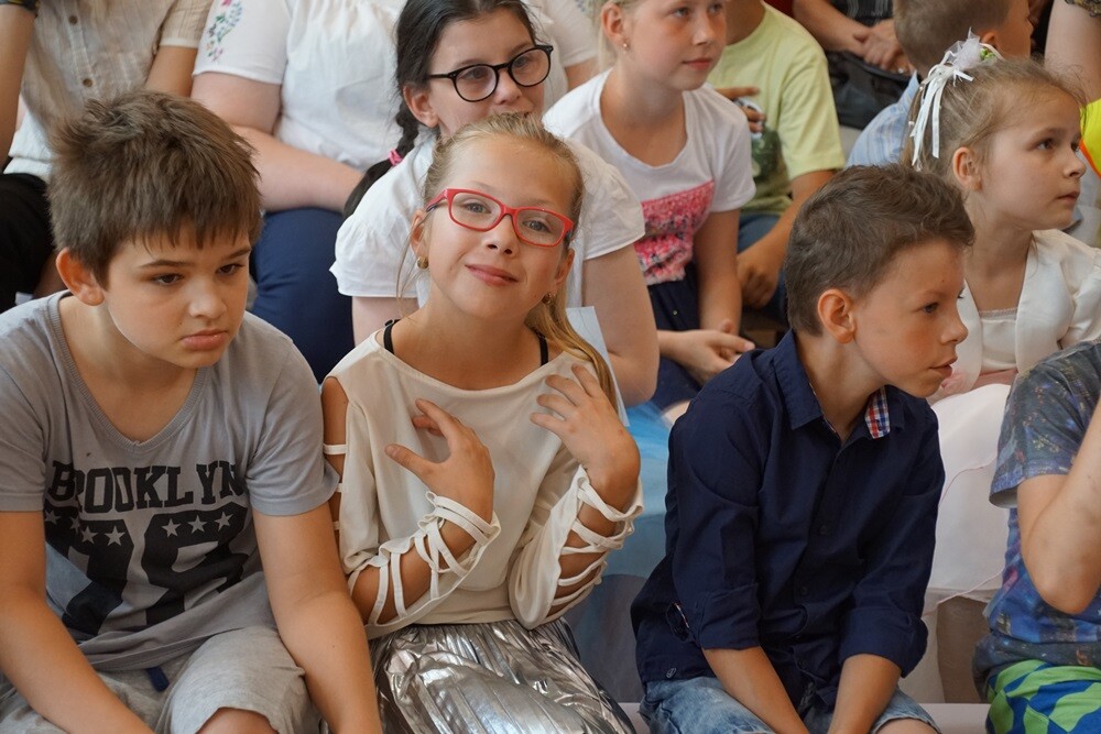 Podczas gali w Szkole Podstawowej nr 11 w Rudzie Śląskiej - Bielszowicach odbyło się uroczyste zakończenie Tygodnia Godności Osób Niepełnosprawnych. Klucze do bram miasta zostały przekazane na ręce prezydent miasta Grażyny Dziedzic. Tym samym dni, podczas których niepełnosprawni odgrywali główne role w mieście, dobiegły końca.