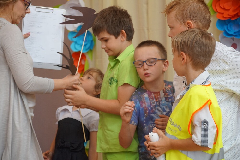 Podczas gali w Szkole Podstawowej nr 11 w Rudzie Śląskiej - Bielszowicach odbyło się uroczyste zakończenie Tygodnia Godności Osób Niepełnosprawnych. Klucze do bram miasta zostały przekazane na ręce prezydent miasta Grażyny Dziedzic. Tym samym dni, podczas których niepełnosprawni odgrywali główne role w mieście, dobiegły końca.