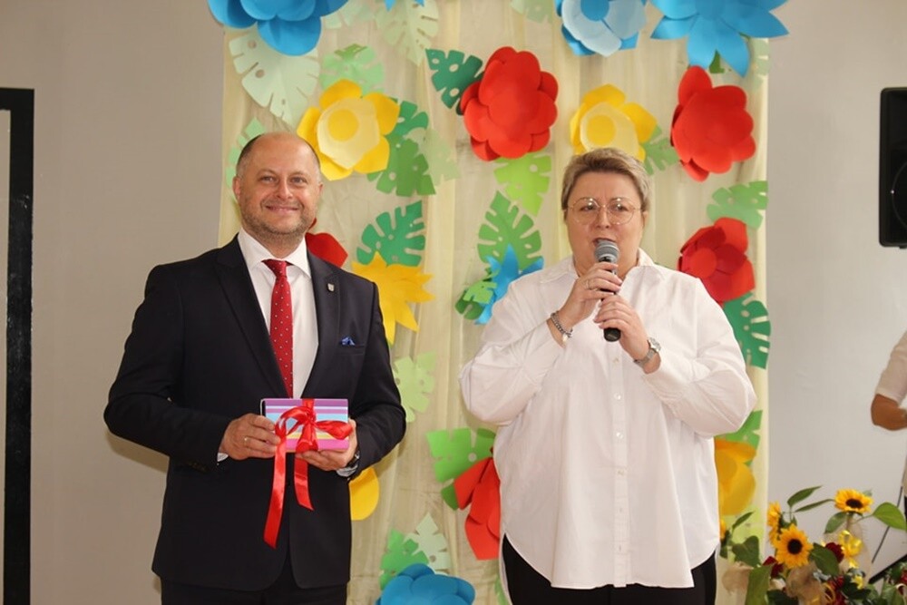 XIX Tydzień Godności Osób z Niepełnosprawnościami dobiegł końca. Ostatnie spotkanie miało miejsce w Szkole Podstawowej nr 11. Były występy artystyczne, konkursy i loteria.

fot. UM Ruda Śląska