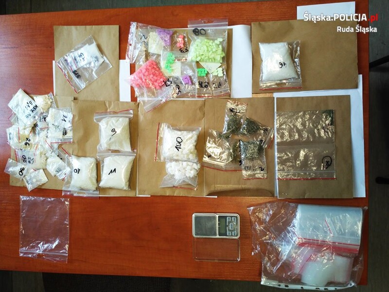 Zatrzymali dilerkę i przejęli narkotyki