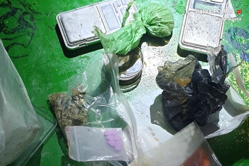 Zatrzymanie nieletnich uciekinierów z narkotykami w Rudzie Śląskiej