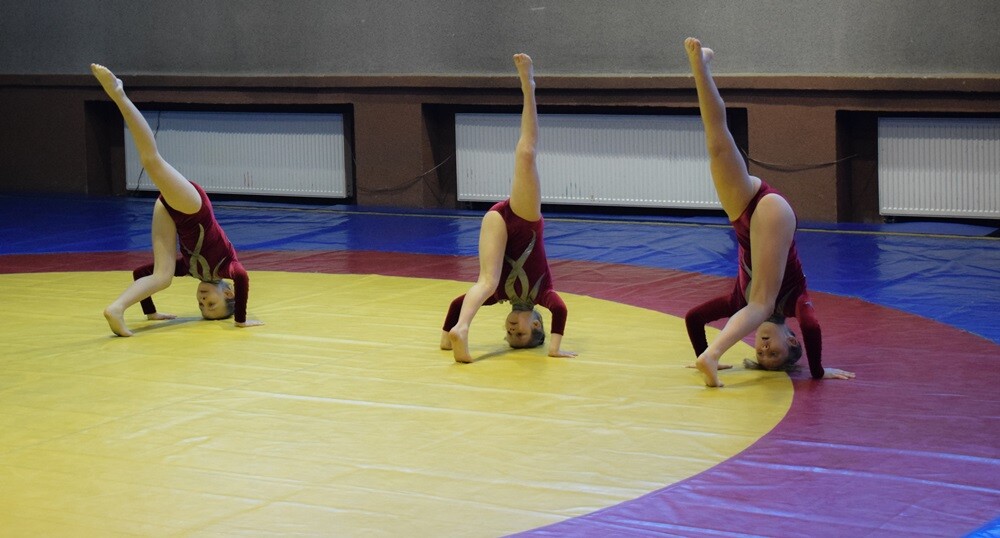 W weekend odbyły się zawody wewnętrzne KPKS Halemba. Ponad 70 dzieci zmierzyło się ze sobą w akrobatyce sportowej.