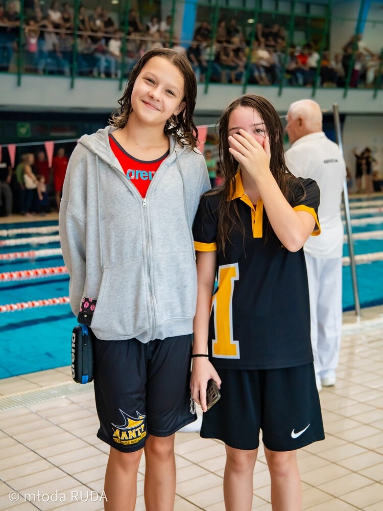 W zawodach zorganizowanych przez UKS Manta Kochłowice wystartowało 180 dzieciaków ze szkółek pływackich z Rudy Śląskiej, Bytomia, Chorzowa i Katowic. / fot. Wojciech Niemiec / Młoda Ruda