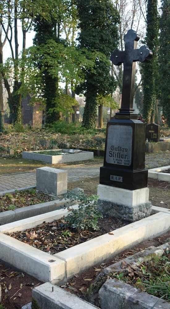 Zbierali datki na ratowanie starego cmentarza w Orzegowie.